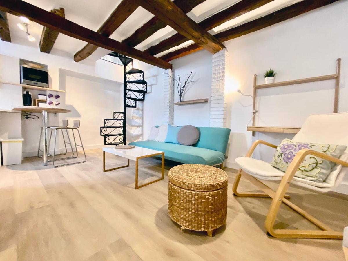 Charming Gran Via Attic Madrid Exterior photo